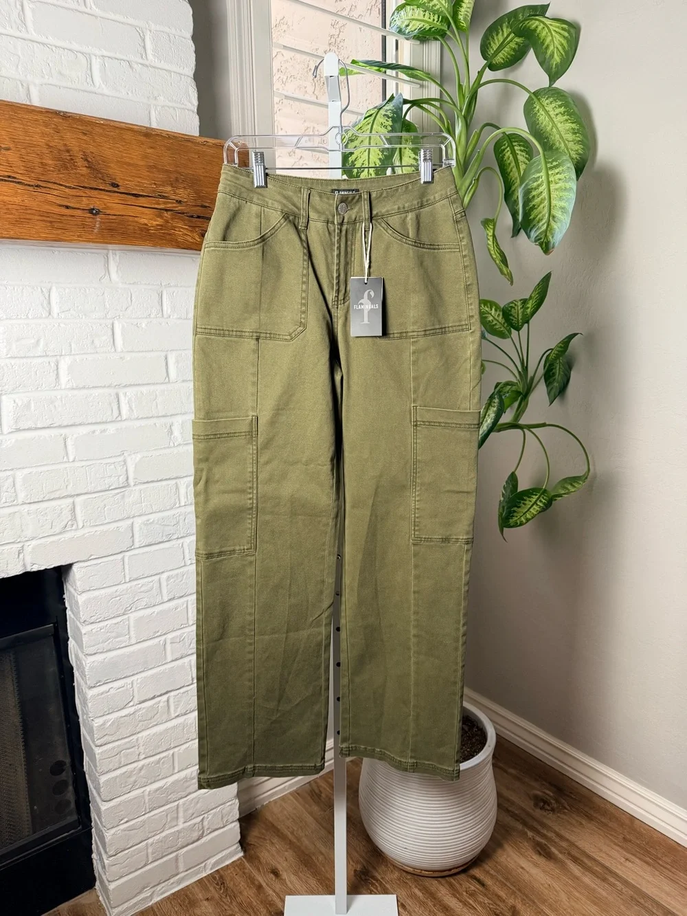 Flamingals Army Green Mid Rise Straight Leg Cargo Jeans